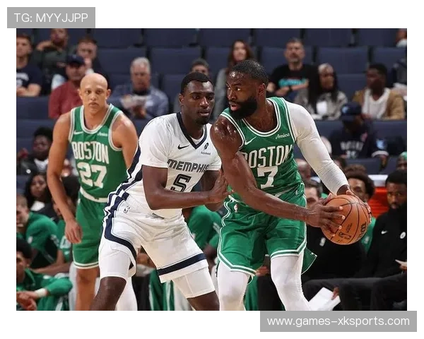 凯尔特人团队在攻防两端双方都完成关键贡献